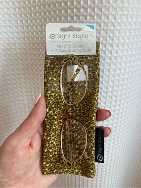 Sight station leopard-Pattern Reading Glasses w/ Coordinating Case - Gold/Brown